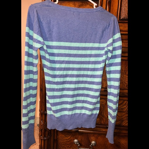 🦋💙🦋MOSSIMO LONG SLEEVE STRIPED TOP🦋💙🦋 - Picture 2 of 3